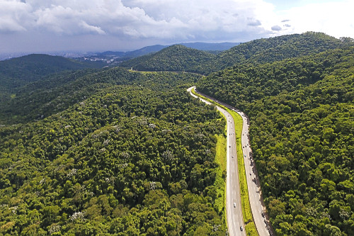 Vista aérea da Serra da Cantareira
